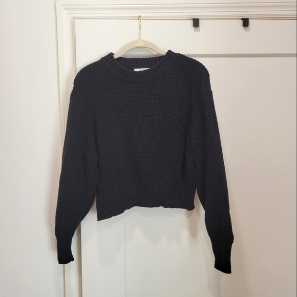 MOD on Trend Cropped Black Sweater - Picture 1 of 5